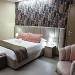 B&B Suites&Rooms Piazza Dei Martiri