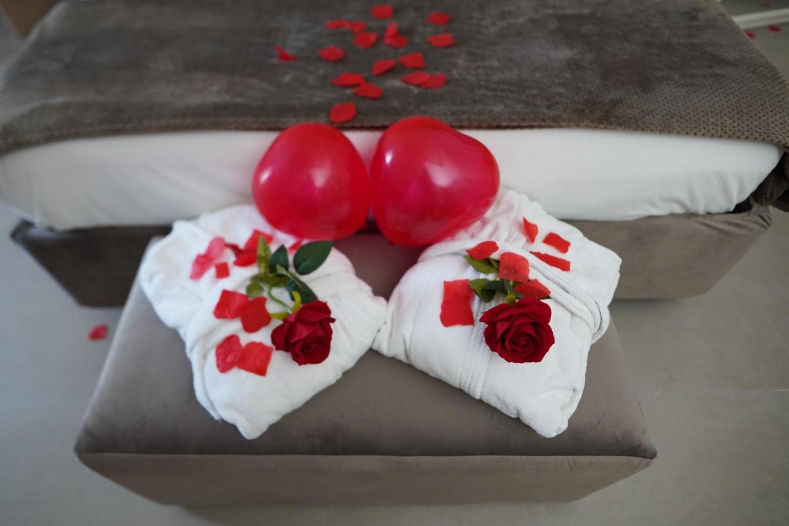 Suites&rooms Piazza Dei Martiri Bed & Breakfast