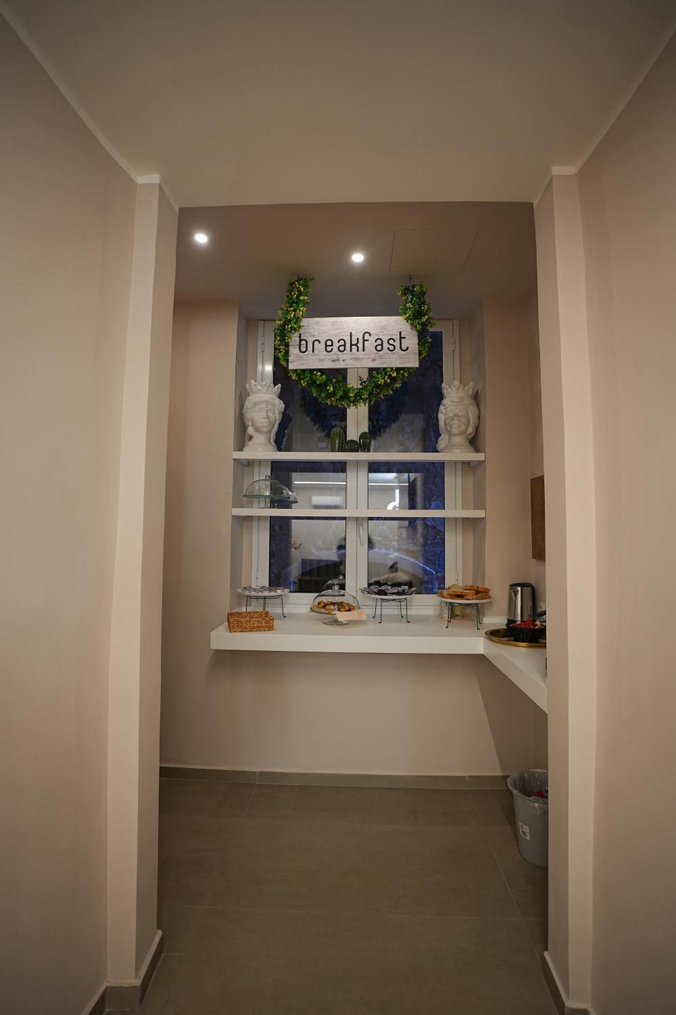 Suites&rooms Piazza Dei Martiri Bed & Breakfast *