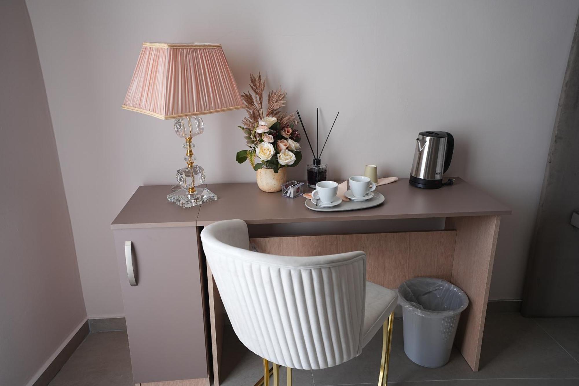 Bed & Breakfast Suites&rooms Piazza Dei Martiri *