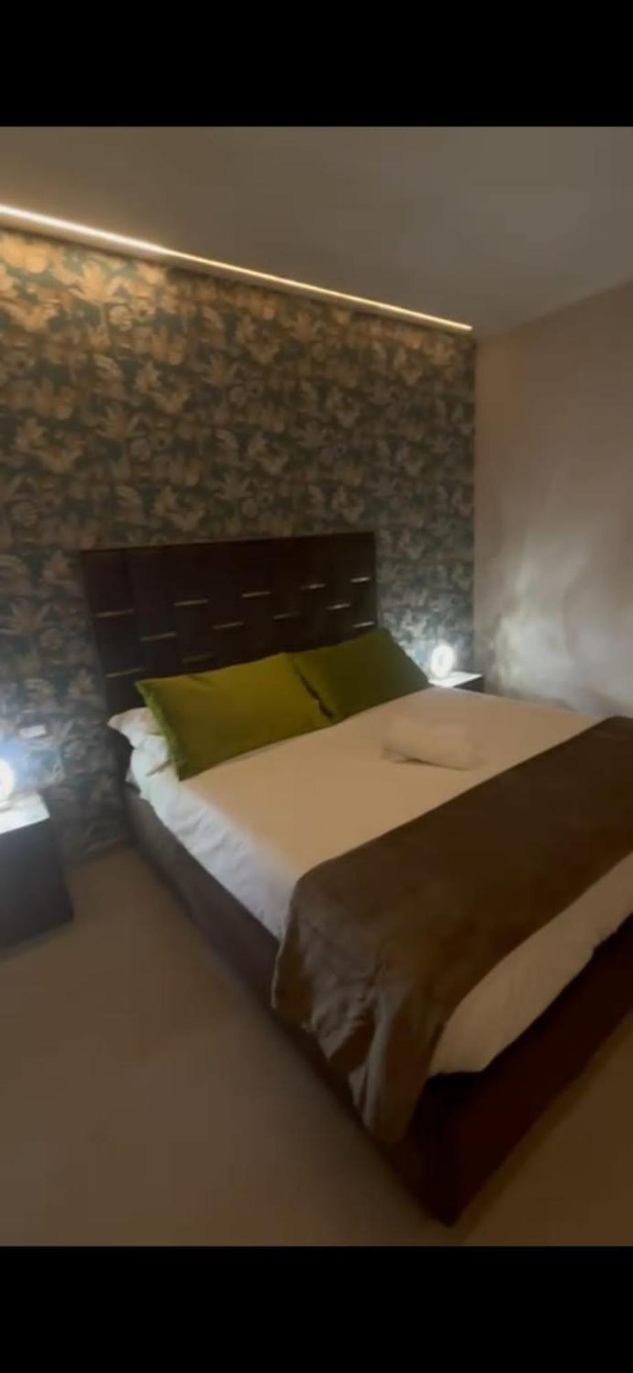 Suites&rooms Piazza Dei Martiri * Catania